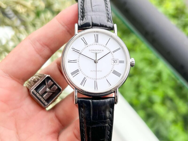 Longines Présence L49214112