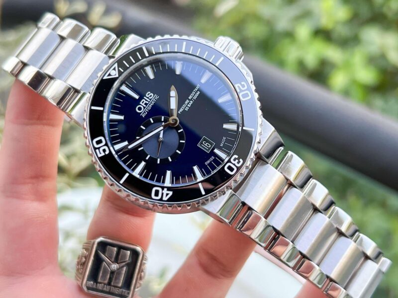 ORIS AQUIS SMALL SECOND DATE  01743773341350782405PEB