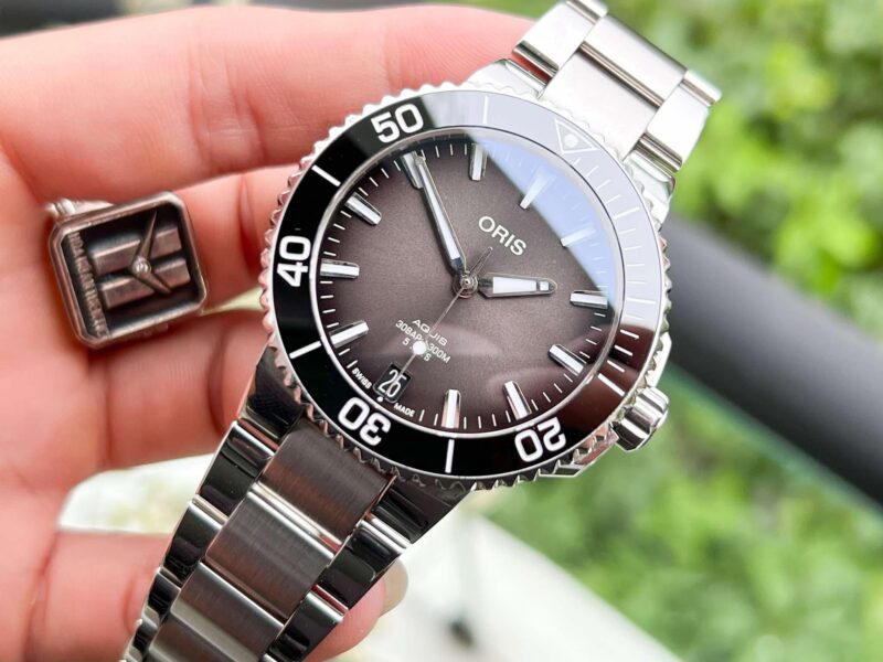 Oris Aquis Date 01733773241350782105PEB