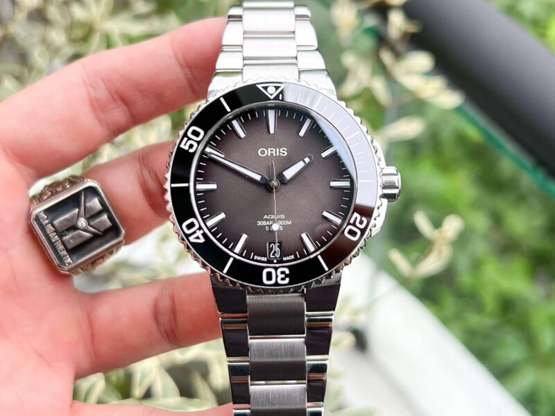 Oris Aquis Date 01733773241350782105PEB