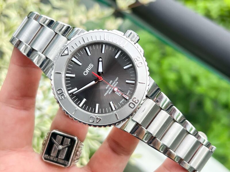 Oris Aquis Date Grey Dial Silver 01733773041530782405PEB