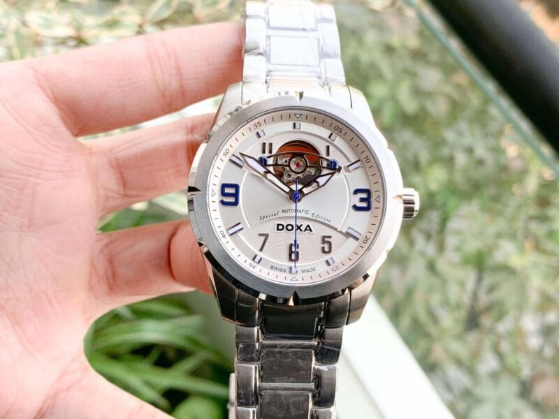 Đồng hồ DOXA D109SSV